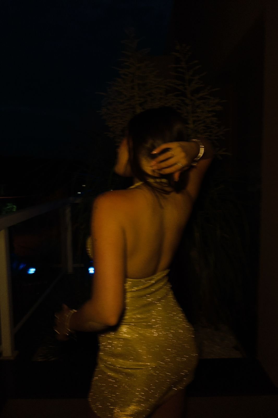 Vestido Glam Gold - Image 3